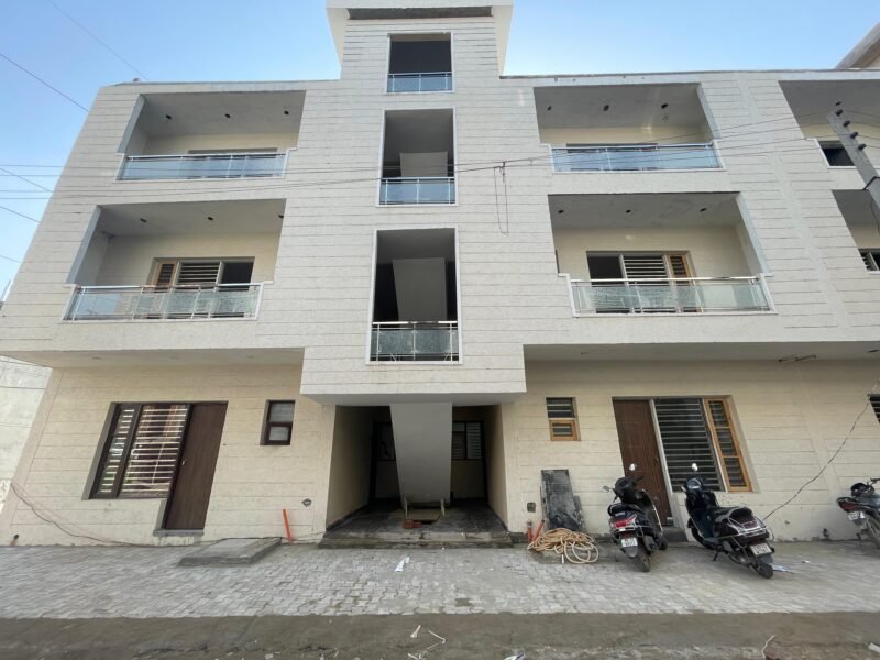 Ananta Grand - Luxury Flats & Premium Homes on Chandigarh–Kurali Highway : Darsh Realty